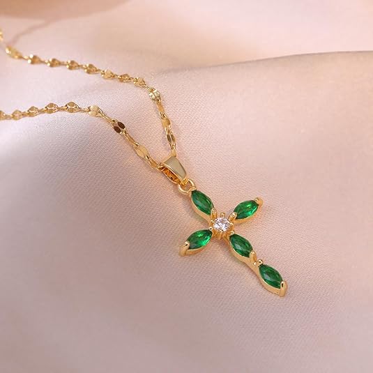 Emerald Cross Necklace | Gold - Mijn winkel
