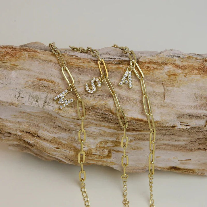 Minimalist Letter Charm Bracelet | Gold - Mijn winkel